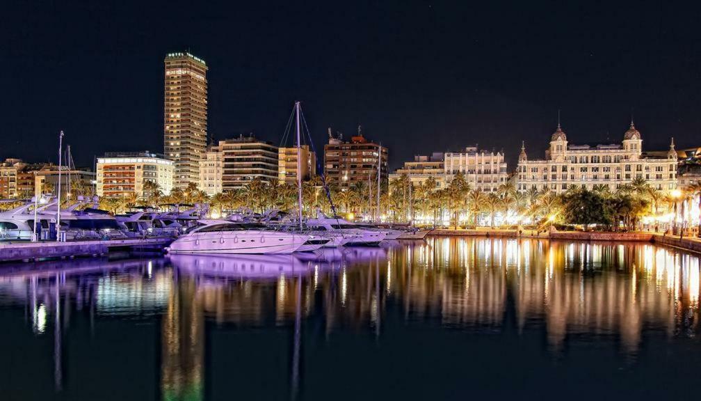 Apartmán Preciosas Vistas Al Mar. Piscina. Playa San Juan Alicante Exteriér fotografie